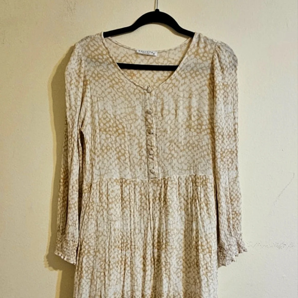 Calista Patterned Dress - Picture 7 of 8